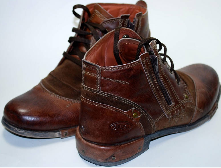 Heel repair service